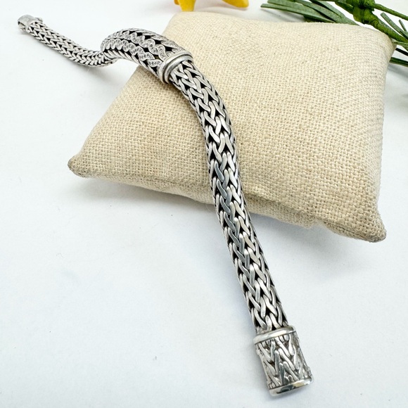 John Hardy Diamond Station 8mm Classic Chain Bracelet .925/18K Gold - Picture 5 of 12